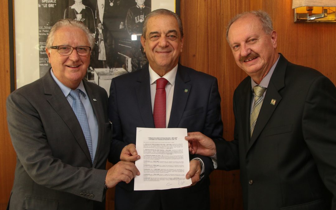 FENACLUBES e Sindi Clube SP assinam convênio de cooperação