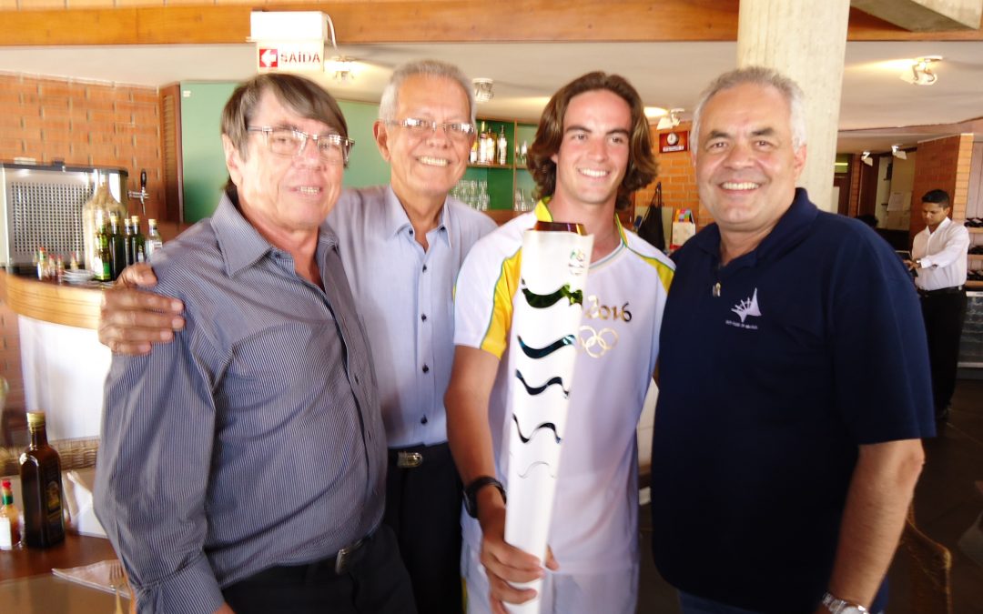 Sinlazer participa de cerimônia de revezamento da Tocha Olímpica