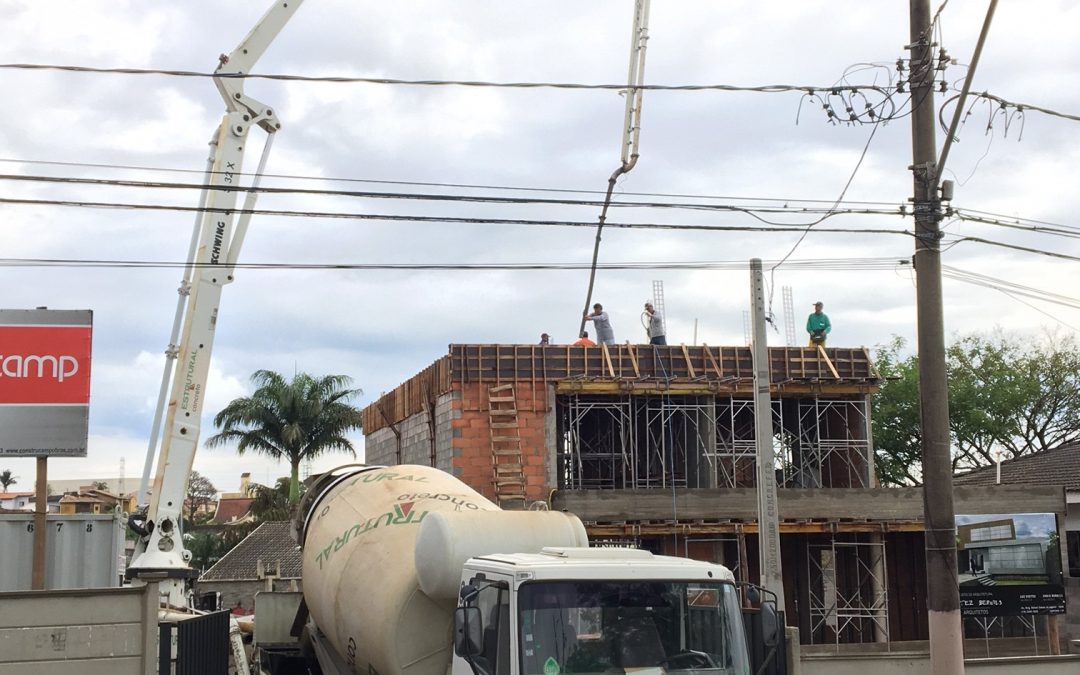 Sede própria: última laje já foi instalada!