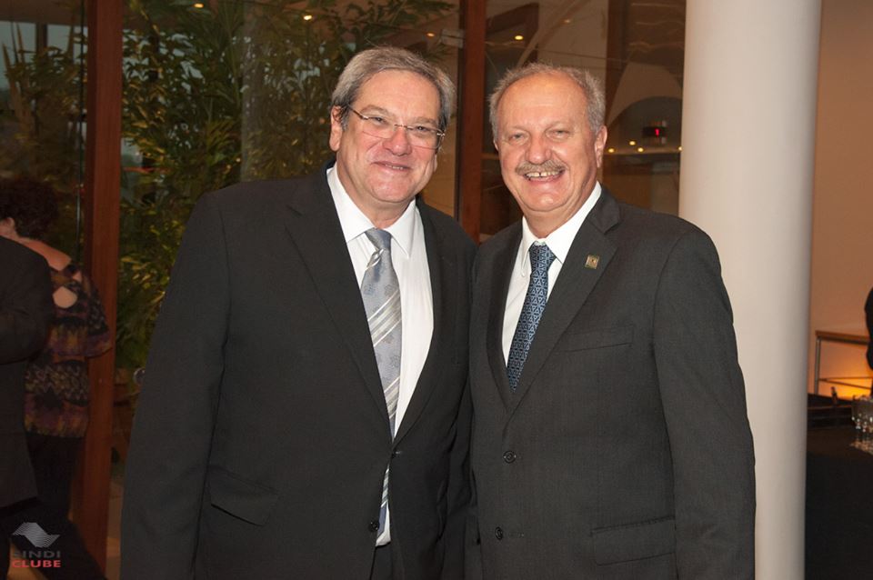 Presidente da FENACLUBES participa da posse da nova diretoria do SINDI-CLUBE SP