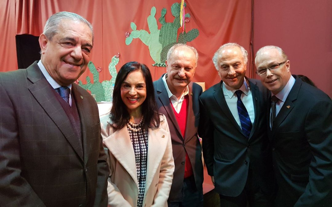 Presidente da FENACLUBES participa de reunião em prol da Campanha do Agasalho 2017