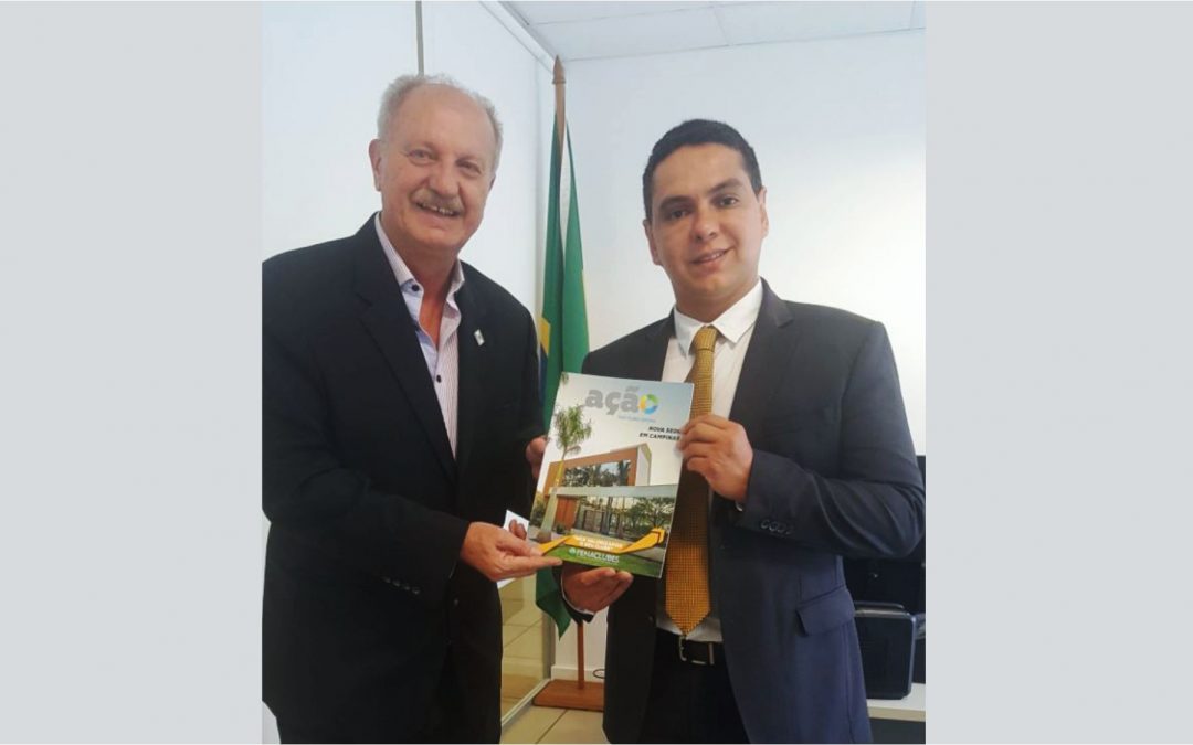 Representante do ME recebe relatório da FENACLUBES
