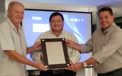 FENACLUBES homenageia SINDICLUBE da Bahia