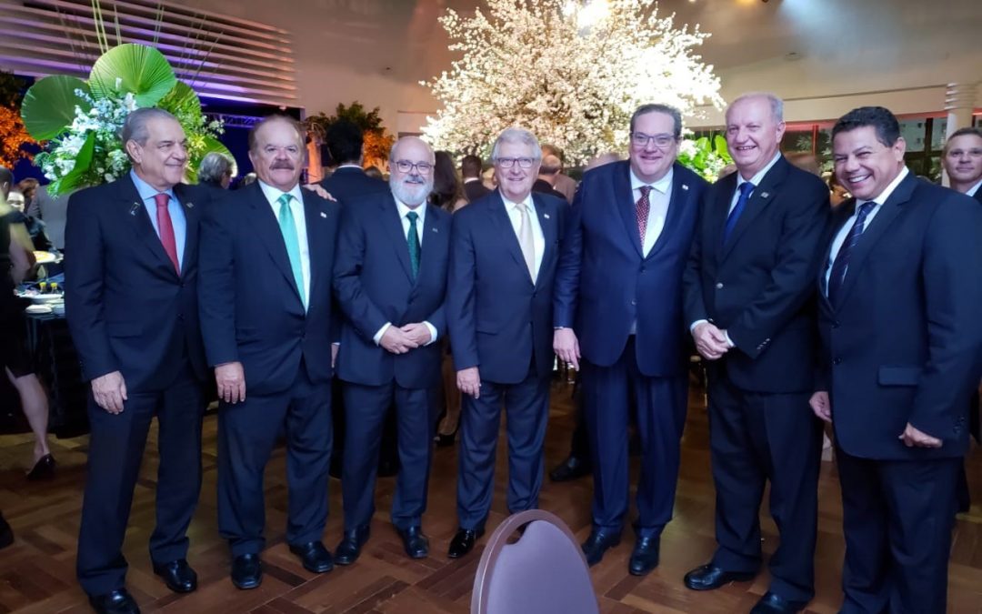 FENACLUBES presente na posse da nova diretoria do Paulistano
