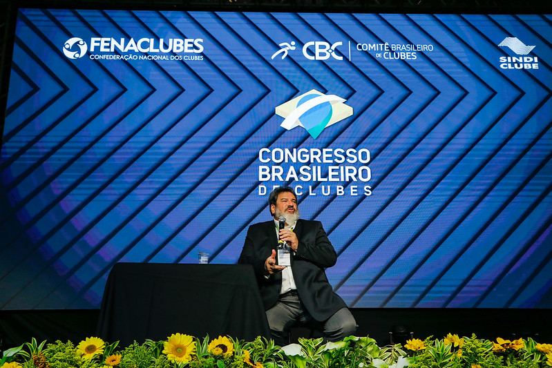 FOTOS 31/10 – Os 10 Clubes homenageados com a Placa Ouro dos Clubes 100 estão nas cinco regiões do Brasil