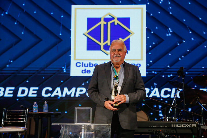 Clube de Campo de Piracicaba leva Prêmio FENACLUBES na categoria Social