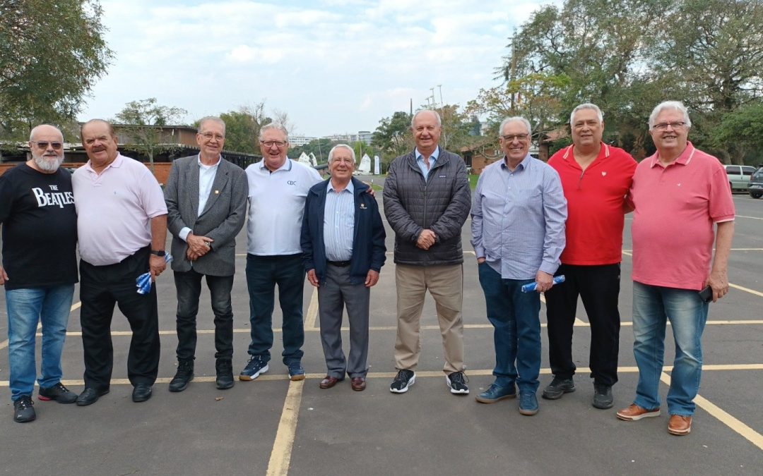 Comitiva da FENACLUBES visita o Clube dos Jangadeiros/RS